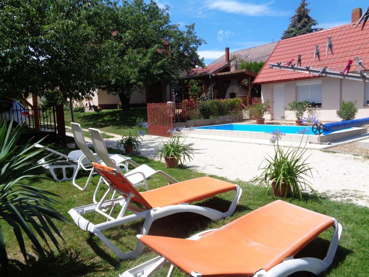 Irénke Vendégház Alsópáhok Exterior foto